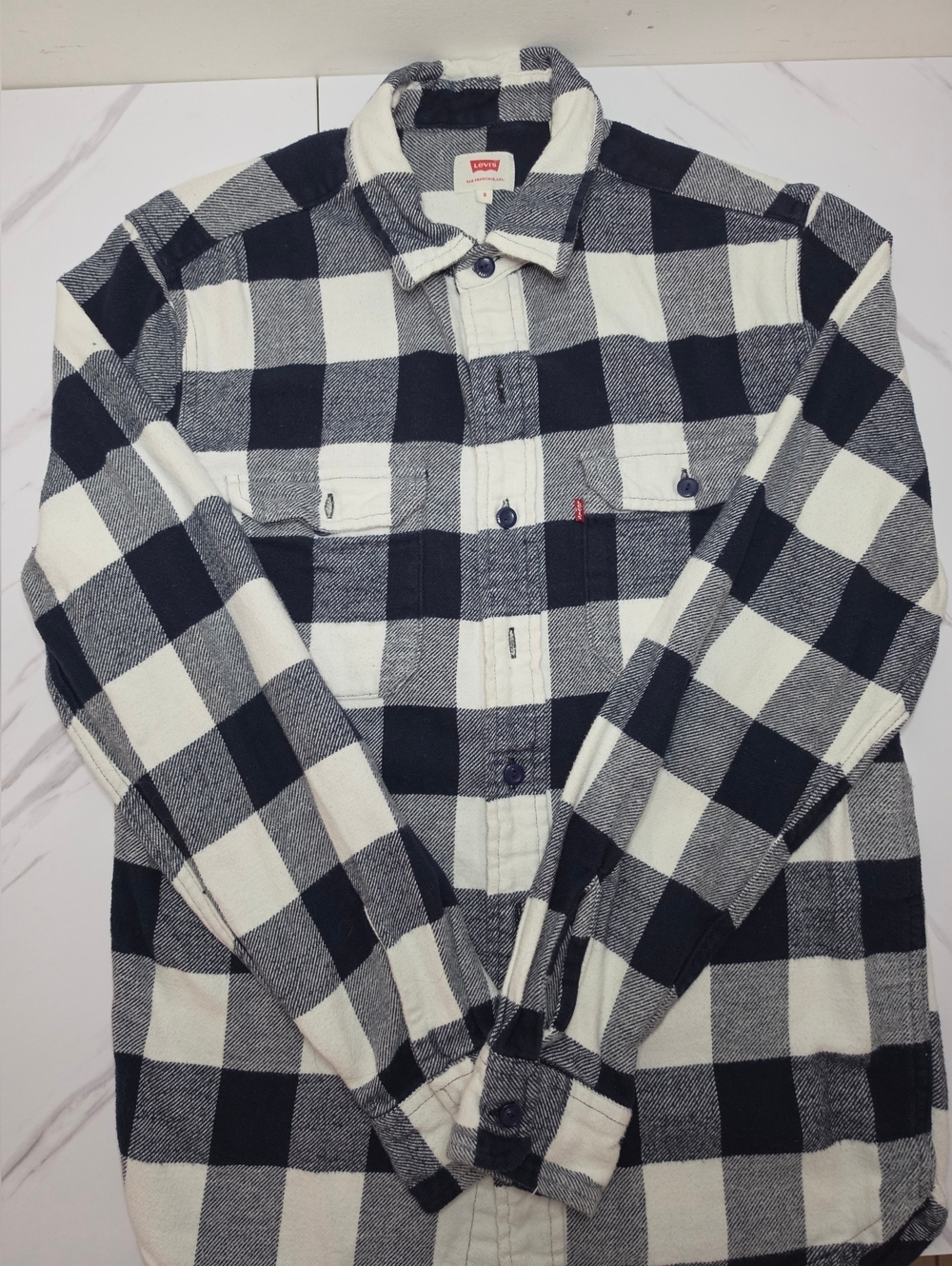 Levi's Black and White Buffalo Plaid Button-Up Shirt | Men's Size SM